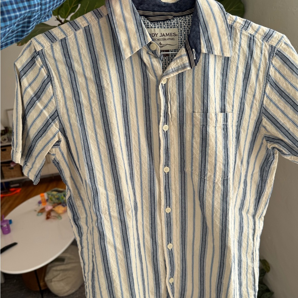 Cody James Blue and Cream Striped Short-Sleeve Button-Down Shirt